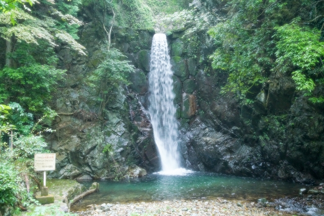 有馬温泉「中の坊 瑞苑」は最高級！金の湯 銀の湯 露天風呂付客室あり